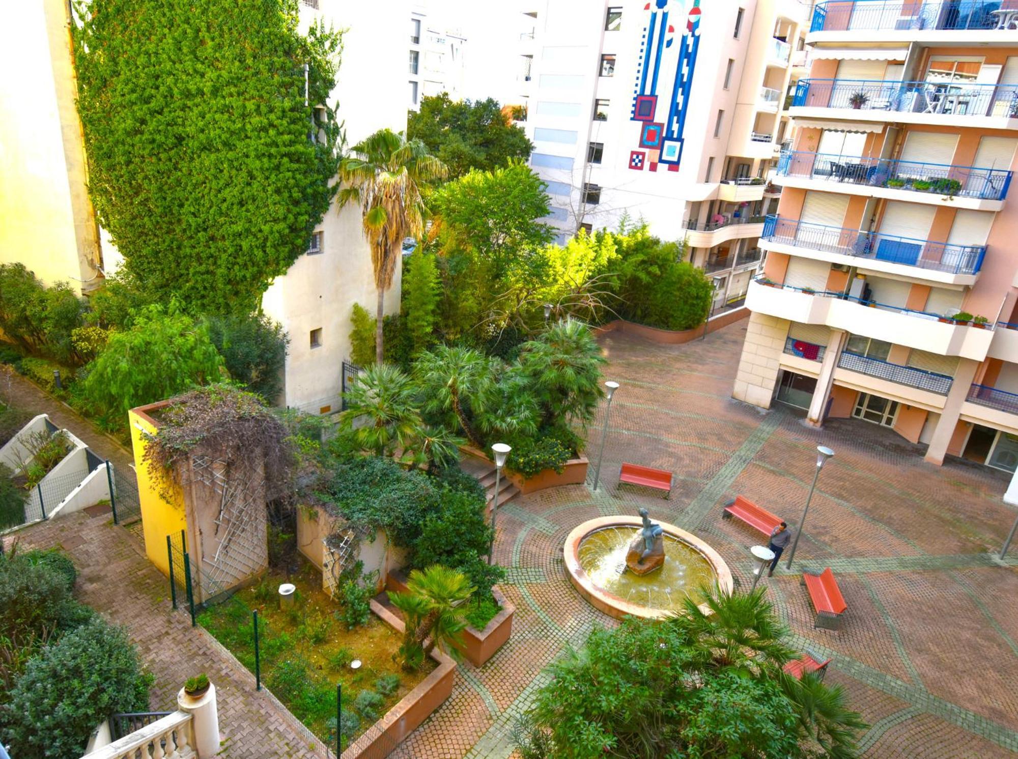 Le Jardin Des Muses -Parking Prive - Centre-Ville - Bord De Mer ม็องตง ภายนอก รูปภาพ